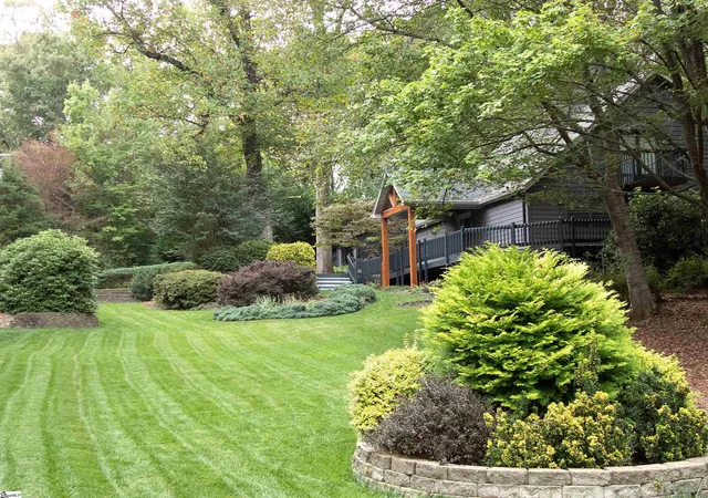 Photo 3 of Single family home for sale at 700 Altamont Rd, Greenville, SC 29609 | MLS# 1577239 | Listing updated on 2026-06-01