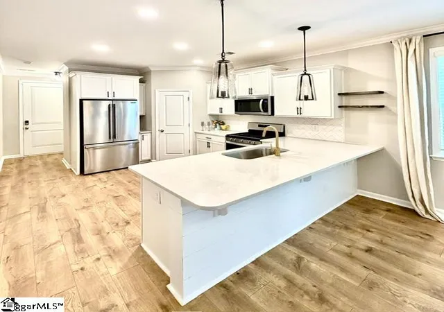 Photo 3 of Townhouse for sale at 214 Mint Julep Ct, Greer, SC 29651 | MLS# 1598922 | Listing updated on 2026-09-03
