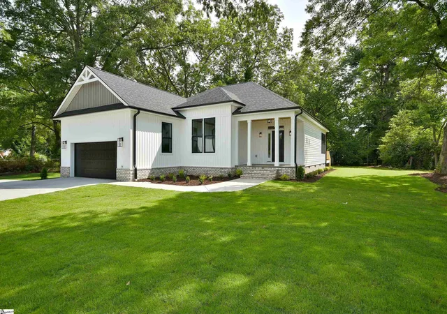 Homes for sale in Williamston, SC | 206 Hamilton St, Williamston, SC 29697 | MLS# 1597087