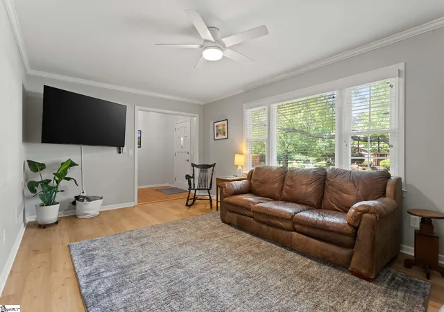 Photo 4 of Single family home for sale at 113 Abingdon Wy, Greenville, SC 29615 | MLS# 1596096 | Listing updated on 2026-09-15