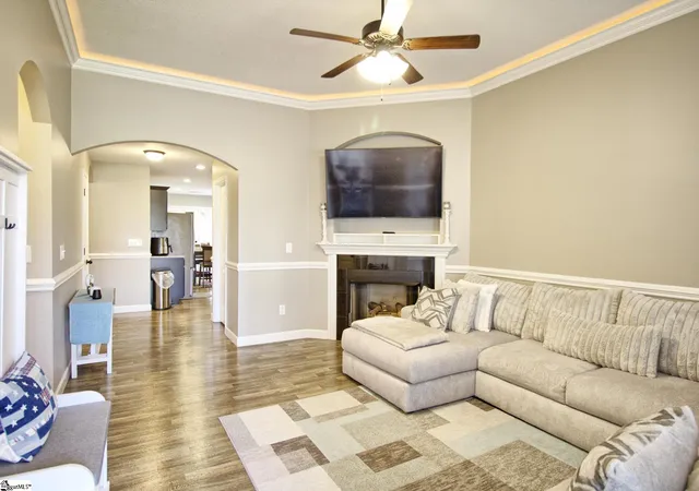 Photo 3 of Sale Pending at 624 Parkway Village Rd, Boiling Springs, SC 29316 | MLS# 1601201 | Listing updated on 2026-08-25