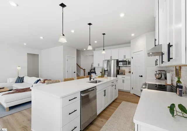 4th image of 101 Comanche Trl, Greenville, SC 29607 | MLS# 1590988