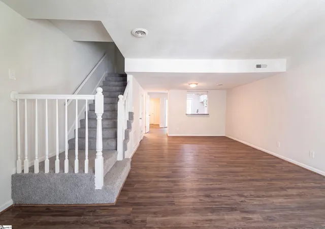 Photo 3 of Townhouse for sale at 59 Hidden Springs Rd, Spartanburg, SC 29302 | MLS# 1598232 | Listing updated on 2026-09-17
