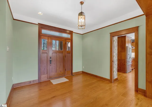 Photo 3 of Single family home for sale at 33 Witch Hazel Trl, Landrum, SC 29356 | MLS# 1588259 | Listing updated on 2026-09-18