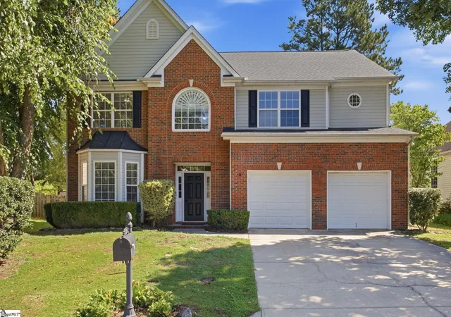 Photo 1 of Single family home for sale at 11 Shadowrock Ct, Simpsonville, SC 29681 | MLS# 1602006 | Listing updated on 2026-09-11