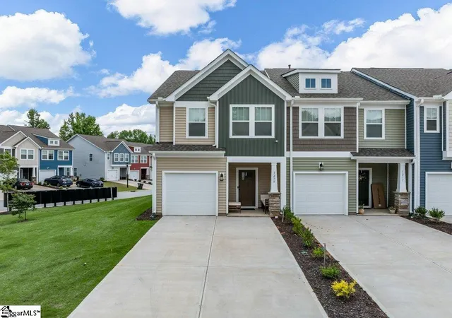 Photo 1 of Townhouse for sale at 1215 Cherry Orchard Rd, Moore, SC 29369 | MLS# 1596999 | Listing updated on 2026-07-07