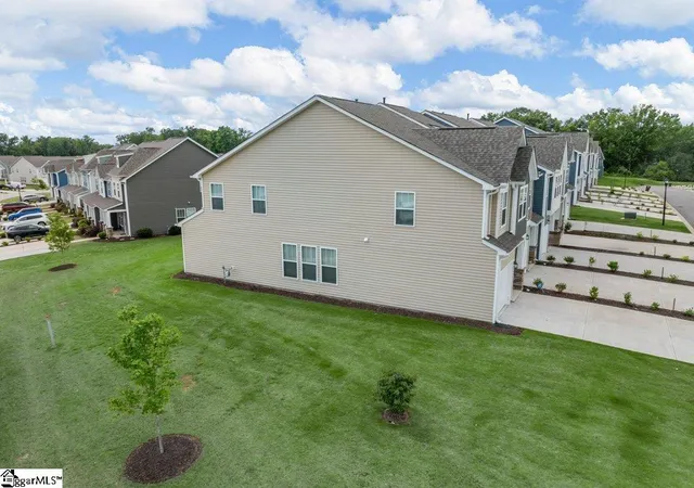 Photo 2 of Townhouse for sale at 1215 Cherry Orchard Rd, Moore, SC 29369 | MLS# 1596999 | Listing updated on 2026-07-07