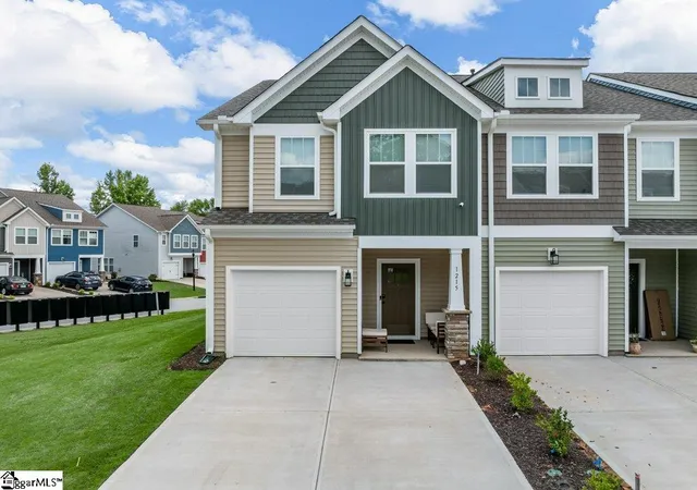 Photo 3 of Townhouse for sale at 1215 Cherry Orchard Rd, Moore, SC 29369 | MLS# 1596999 | Listing updated on 2026-07-07