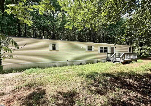 Homes for sale in Taylors, SC | 65 Randall Dr, Taylors, SC 29687 | MLS# 1596492