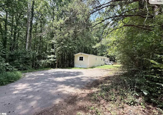 Homes for sale in Taylors, SC | 65 Randall Dr, Taylors, SC 29687 | MLS# 1596492
