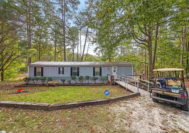 Homes for sale in Fair Play, SC | 725 Shelor Ferry Rd, Fair Play, SC 29643 | MLS# 1579601