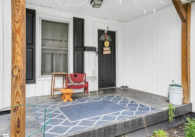Photo 2 of Single family home for sale at 6 Webb St, Greenville, SC 29605 | MLS# 1594434 | Listing updated on 2026-08-26