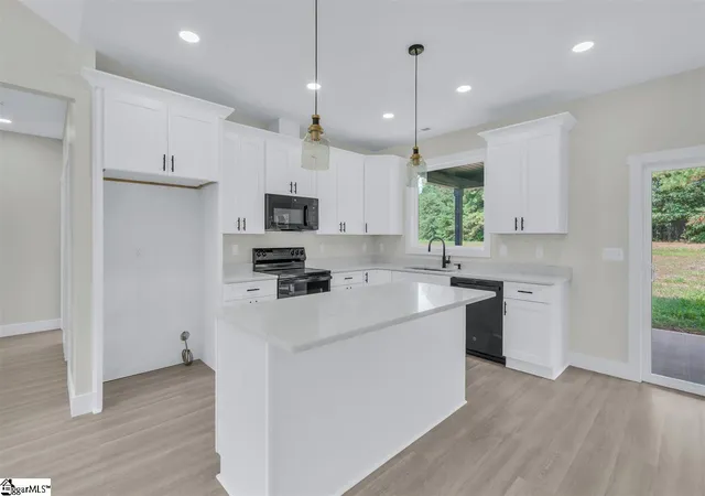 Photo 4 of Single family home for sale at 515 Bill Lattimore Rd, Chesnee, SC 29323 | MLS# 1599448 | Listing updated on 2026-10-06