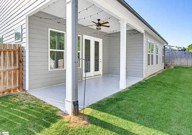 Photo 3 of Single family home for sale at 421 Combahee Ct, Greer, SC 29651 | MLS# 1601538 | Listing updated on 2026-09-08
