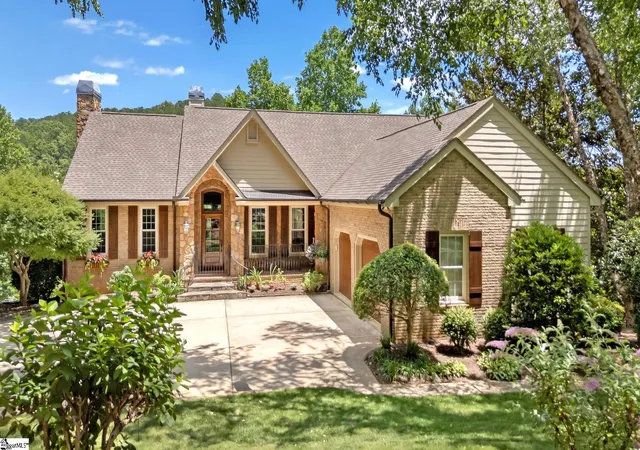 Photo 1 of Single family home for sale at 5 Blue Sky Trl, Travelers Rest, SC 29690 | MLS# 1595588 | Listing updated on 2026-09-08