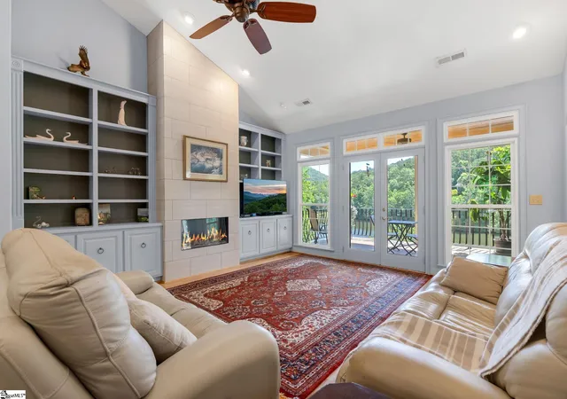Photo 3 of Single family home for sale at 5 Blue Sky Trl, Travelers Rest, SC 29690 | MLS# 1595588 | Listing updated on 2026-09-08