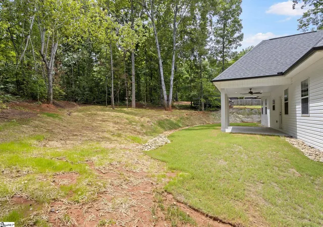 Homes for sale in Pickens, SC | 207 Eastview Dr, Pickens, SC 29671 | MLS# 1596052