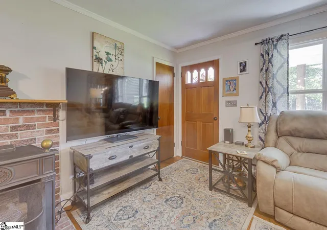 Photo 4 of Single family home for sale at 3309 Earls Bridge Rd, Easley, SC 29640 | MLS# 1601836 | Listing updated on 2026-09-22