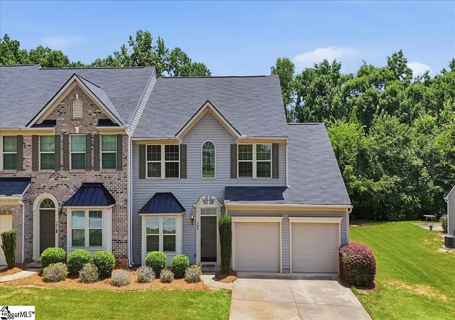 Homes for sale in Duncan, SC | 309 Bellerive Dr, Duncan, SC 29334 | MLS# 1597062