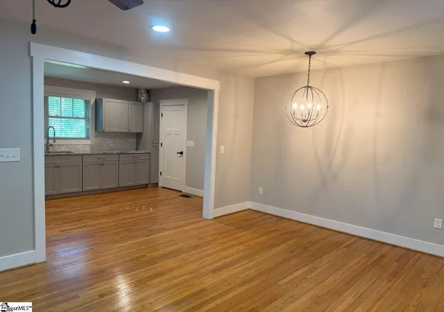 Photo 3 of Single family home for sale at 6520 Augusta Rd, Greenville, SC 29605 | MLS# 1570408 | Listing updated on 2026-09-08
