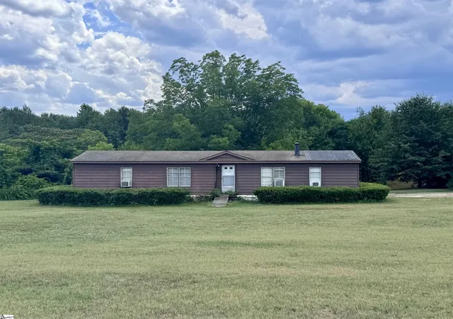 Homes for sale in Campobello, SC | 160 Cooper Rd, Campobello, SC 29322 | MLS# 1597323