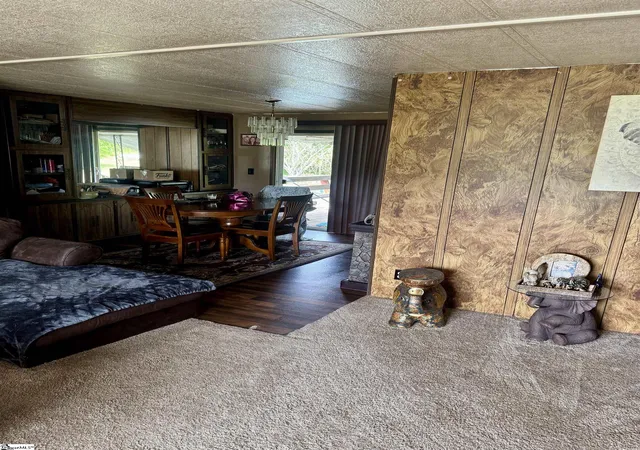 Photo 4 of Manufactured home for sale at 160 Cooper Rd, Campobello, SC 29322 | MLS# 1597323 | Listing updated on 2026-08-28