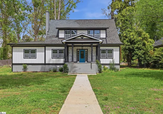 Photo 1 of Single family home for sale at 1111 E River St, Anderson, SC 29624 | MLS# 1598322 | Listing updated on 2026-08-01