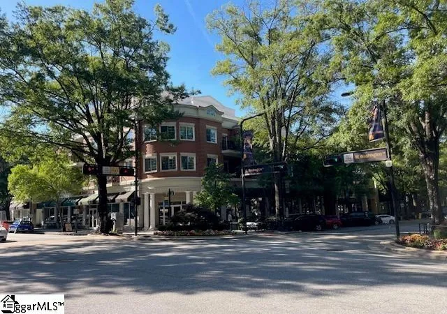 1st image of 10 E Washington St #Unit 2i, Greenville, SC 29601 | MLS# 1593605