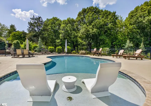 3rd image of 646 Harrison Bridge Rd, Simpsonville, SC 29680 | MLS# 1589938