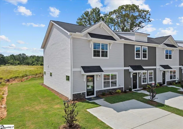 3rd image of 114 Pacific Mill Pl, Lyman, SC 29635 | MLS# 1596643