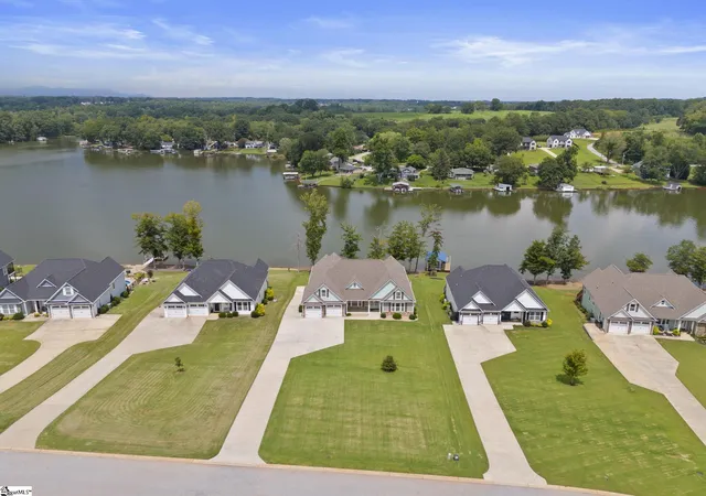 Photo 3 of Single family home for sale at 222 Lake Lyman Heights Rd, Lyman, SC 29365 | MLS# 1601143 | Listing updated on 2026-09-15