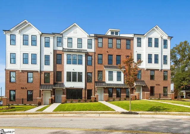 1st image of 32a Gibbs St, Greenville, SC 29601 | MLS# 1582203