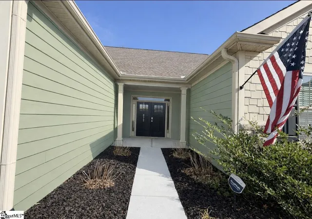 Photo 2 of Sale Pending at 672 Diamond Ridge Wy, Duncan, SC 29334 | MLS# 1583779 | Listing updated on 2026-08-30