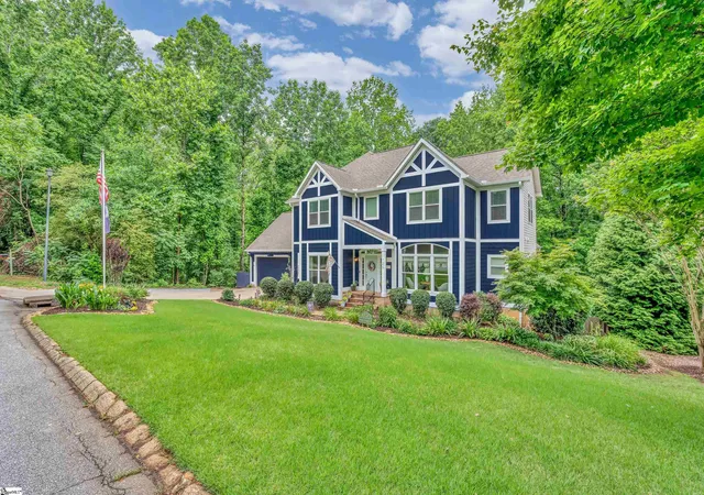 Photo 2 of Single family home for sale at 126 Circle Slope Dr, Simpsonville, SC 29681 | MLS# 1593182 | Listing updated on 2026-09-29