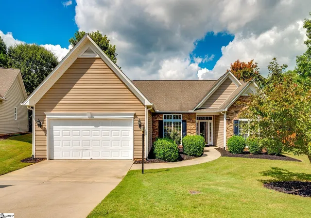 Photo 1 of Single family home for sale at 60 Cantera Cir, Greenville, SC 29615 | MLS# 1597589 | Listing updated on 2026-08-25