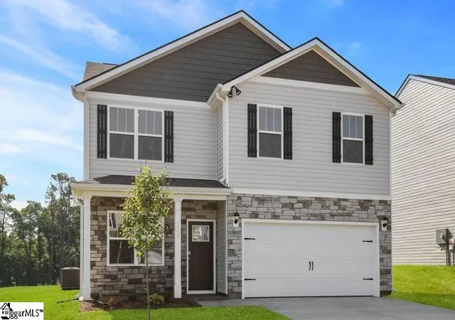 Homes for sale in Greenwood, SC | 120 Depot Cir, Greenwood, SC 29646 | MLS# 1584320