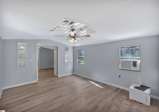 4th image of 315 Shirley Cir, Townville, SC 29689 | MLS# 1541731