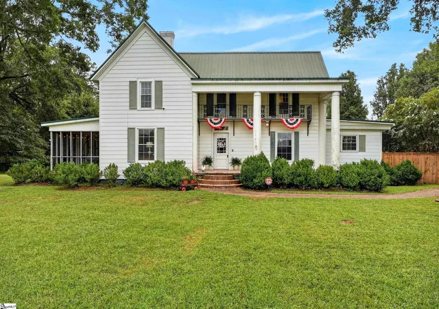 Photo 1 of Single family home for sale at 1710 Scuffletown Rd, Fountain Inn, SC 29644 | MLS# 1601808 | Listing updated on 2026-09-09