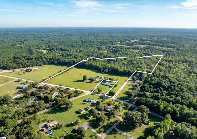 Land for sale at 1955 E Georgia Rd, Woodruff, SC 29388 | MLS# 1602372