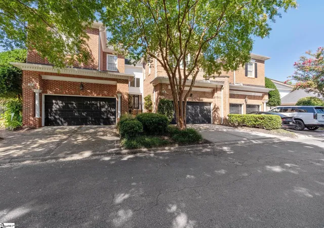 Photo 3 of Townhouse for sale at 1400 Thornblade Blvd #Unit 28, Greer, SC 29650 | MLS# 1598942 | Listing updated on 2026-09-16
