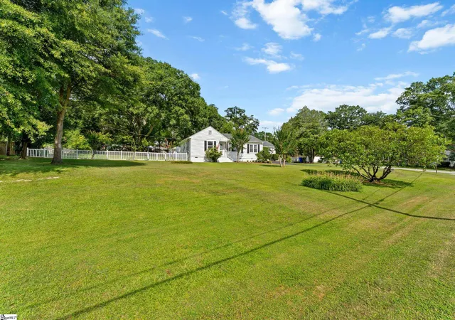 3rd image of 215 Legrand Blvd, Greenville, SC 29607 | MLS# 1596873