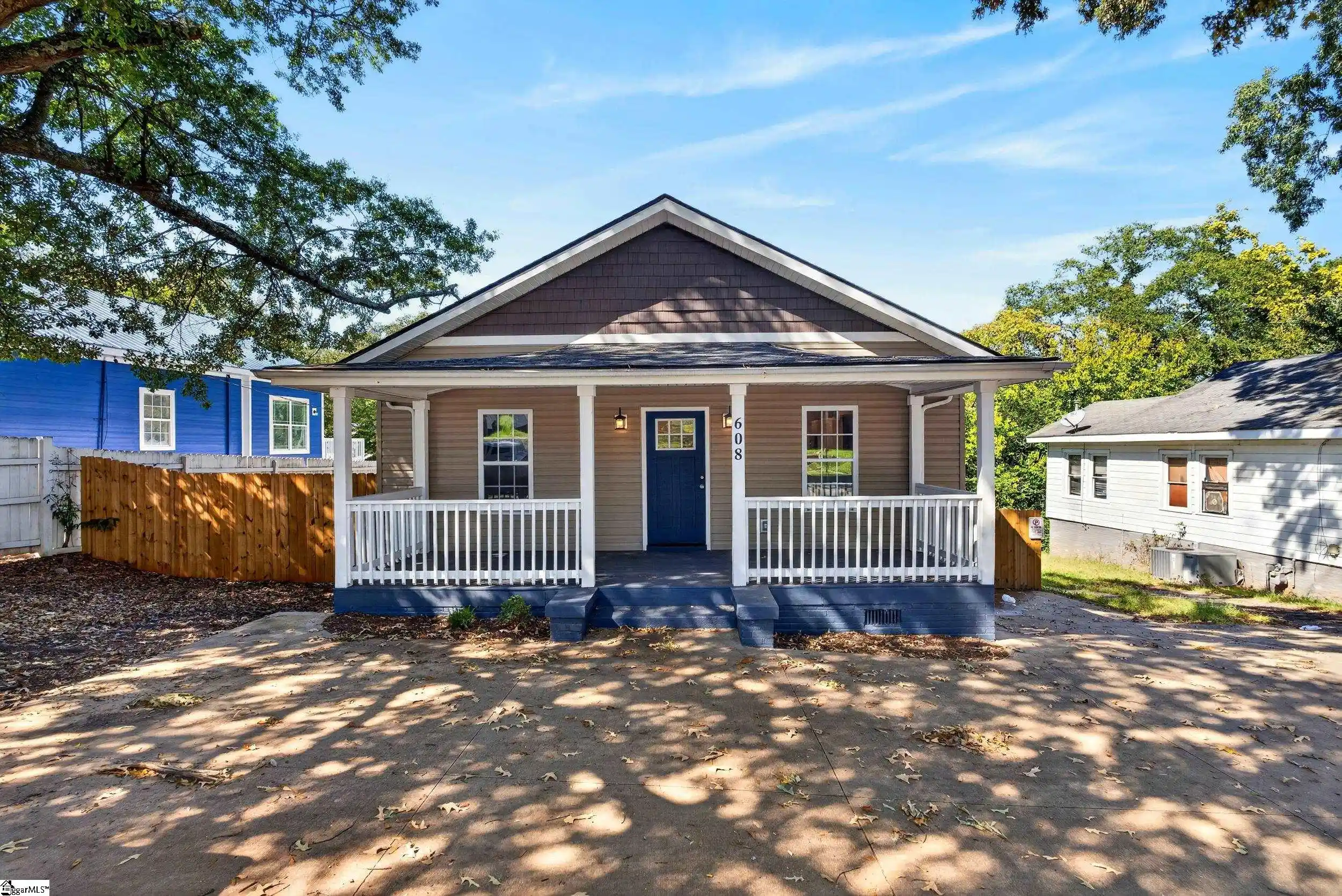Single family home for sale at 608 Easley Brg Rd, Greenville, SC 29611 | MLS# 1607646