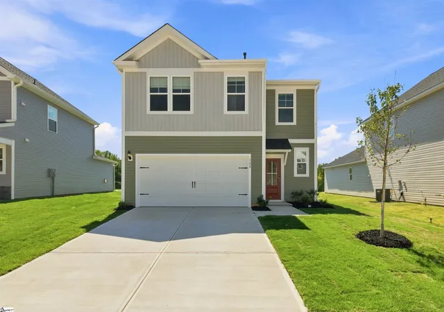 Photo 1 of Single family home for sale at 102 Quinn Ln, Fountain Inn, SC 29644 | MLS# 1602009 | Listing updated on 2026-09-06