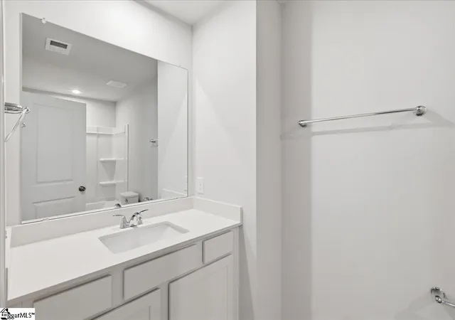 Photo 2 of Single family home for sale at 102 Quinn Ln, Fountain Inn, SC 29644 | MLS# 1602009 | Listing updated on 2026-09-06