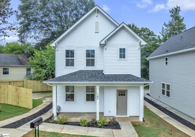 Photo 1 of Single family home for sale at 143 D St, Greenville, SC 29609 | MLS# 1599848 | Listing updated on 2026-09-17