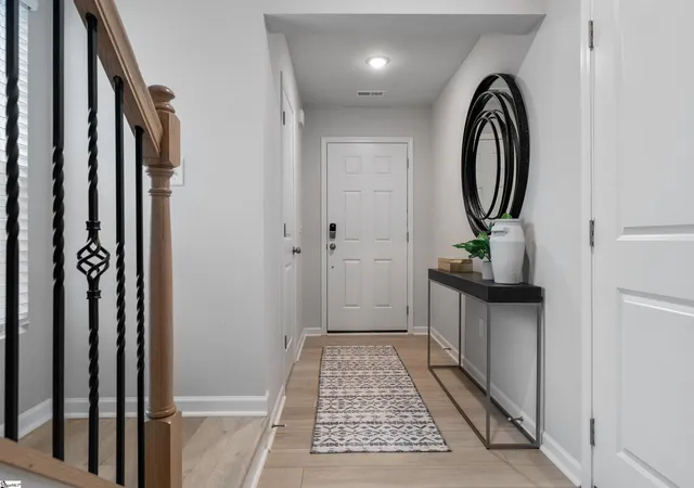 Photo 3 of Townhouse for sale at 608 Curry Ct, Spartanburg, SC 29301 | MLS# 1578475 | Listing updated on 2026-09-17