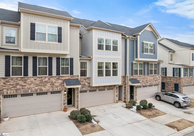 Photo 2 of Townhouse for sale at 23 Questover Dr, Greenville, SC 29607 | MLS# 1597771 | Listing updated on 2026-08-11