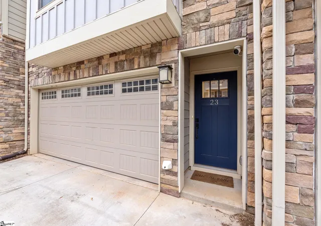 Photo 3 of Townhouse for sale at 23 Questover Dr, Greenville, SC 29607 | MLS# 1597771 | Listing updated on 2026-08-11