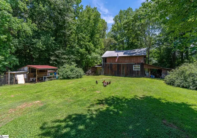 Photo 3 of Single family home for sale at 2261 Fews Chapel Rd, Greer, SC 29651 | MLS# 1594249 | Listing updated on 2026-09-19
