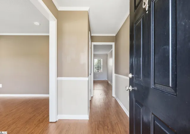 Photo 3 of Single family home for sale at 2 Brushy Creek Rdg, Taylors, SC 29687 | MLS# 1594960 | Listing updated on 2026-09-16